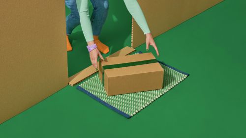 Pakke på dørmåtten hjemmelevering