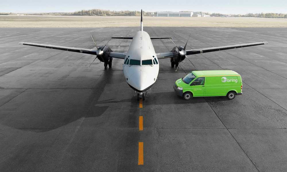 Airplane and Bring van